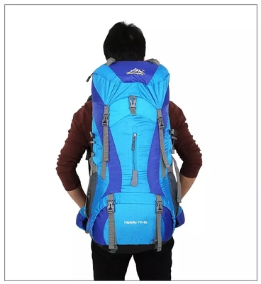 กระเป๋าเป้สะพายหลังเดินป่ากันน้ำ Ransel Mountain กระเป๋าเป้สะพายหลังโพลีเอสเตอร์ 70 ลิตร ISO