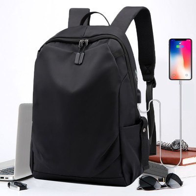 Travel USB Charging Backpack กระเป๋าเป้สะพายหลังอัจฉริยะพร้อมเครื่องชาร์จ School Anti Theft