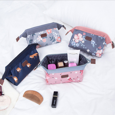 แฟชั่นแขวนกระเป๋าเครื่องสำอางมีซิปกระเป๋าใส่เครื่องสำอาง Lady น่ารัก Portable