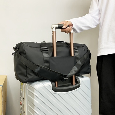กระเป๋ายิม Duffle น้ำหนักเบา 45L กระเป๋ากีฬายิมพร้อมรองเท้าและช่องเปียก