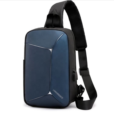 PU Mens Sling Crossbody Bag กระเป๋าสะพายกันน้ำพร้อมสาย USB BSCI